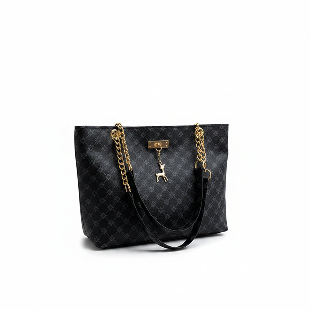 Vivienne Royale | Estilo y Capacidad